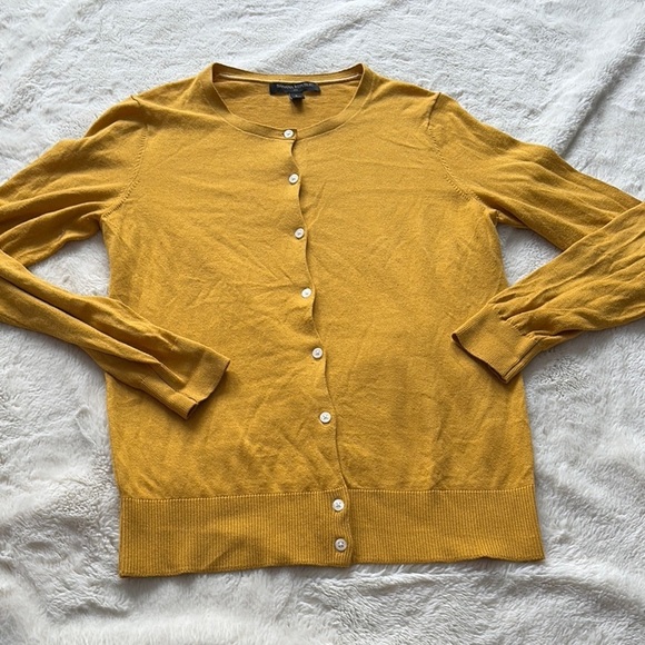Banana Republic Jewel Button Cardigan – Size S | Honey Hue | | 80% Cotton - Picture 2 of 6